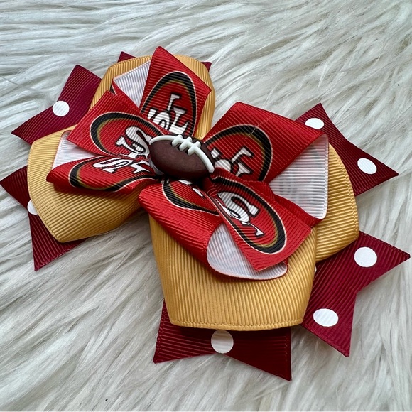🎀🏈 NFL San Francisco 49ers Hair Bow 🏈🎀 - Picture 2 of 4